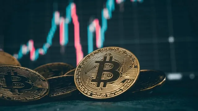 Bitcoin: Altcoin Futures Positions Surpass Bitcoin, Highlighting Investor Interest news card image