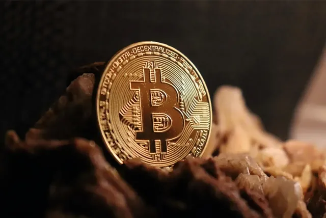 Bitcoin: Bitcoin and Ethereum's $18 Billion Options Expiration news card image