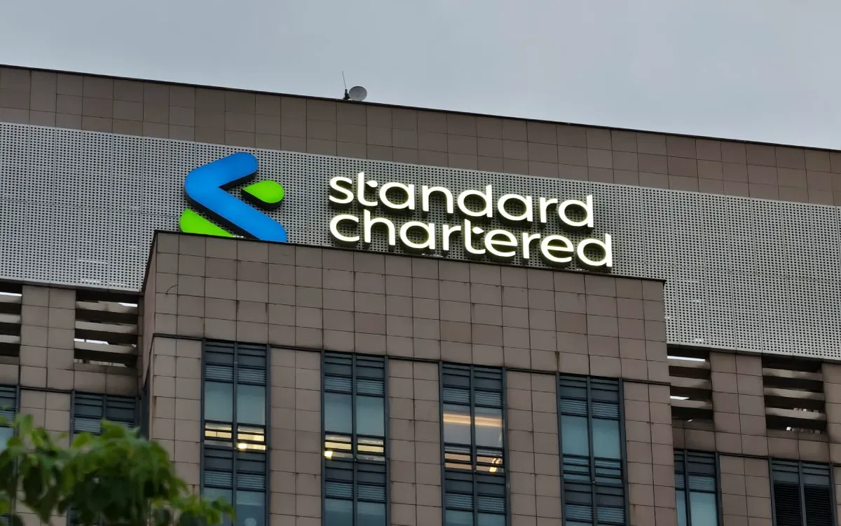 Altcoin: Standard Chartered Predicts 2 Dollar Target for Ethena (ENA) by 2028 news image