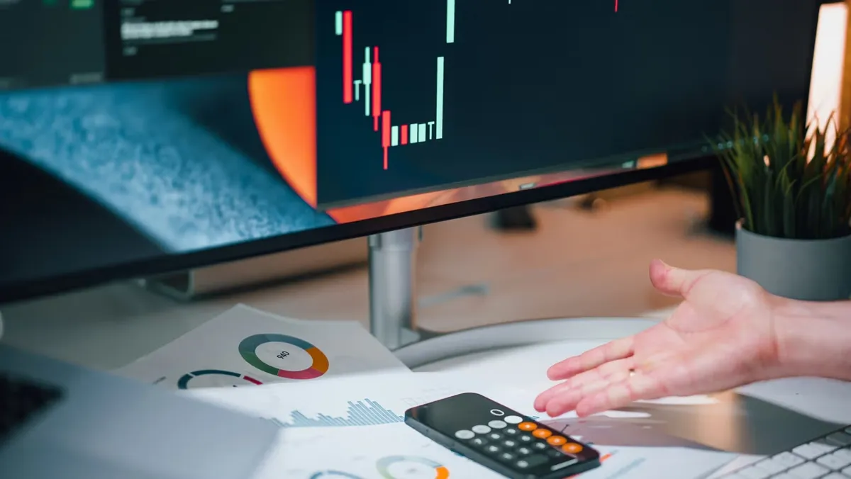 Bitcoin: Clarity Act'in başarısızlığı sonrası kripto uzun pozisyonlarda 570 milyon dolarlık likidasyon yaşandı haber görseli