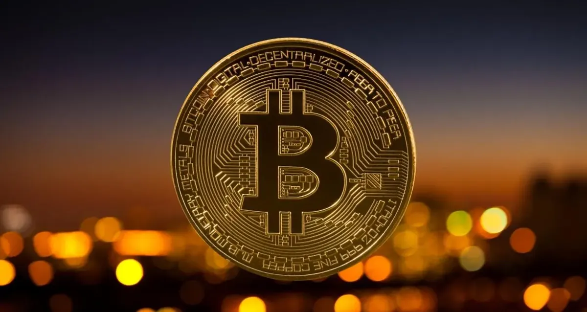 Bitcoin: Bitcoin ETFs End Week on a Positive Note, Ethereum's Inflow Series Ends news image