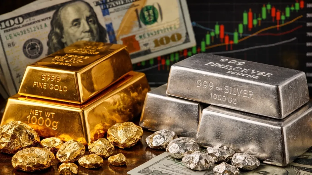 Macro: Drop in Gold and Silver: Increased Selling Pressure on Precious Metals news image