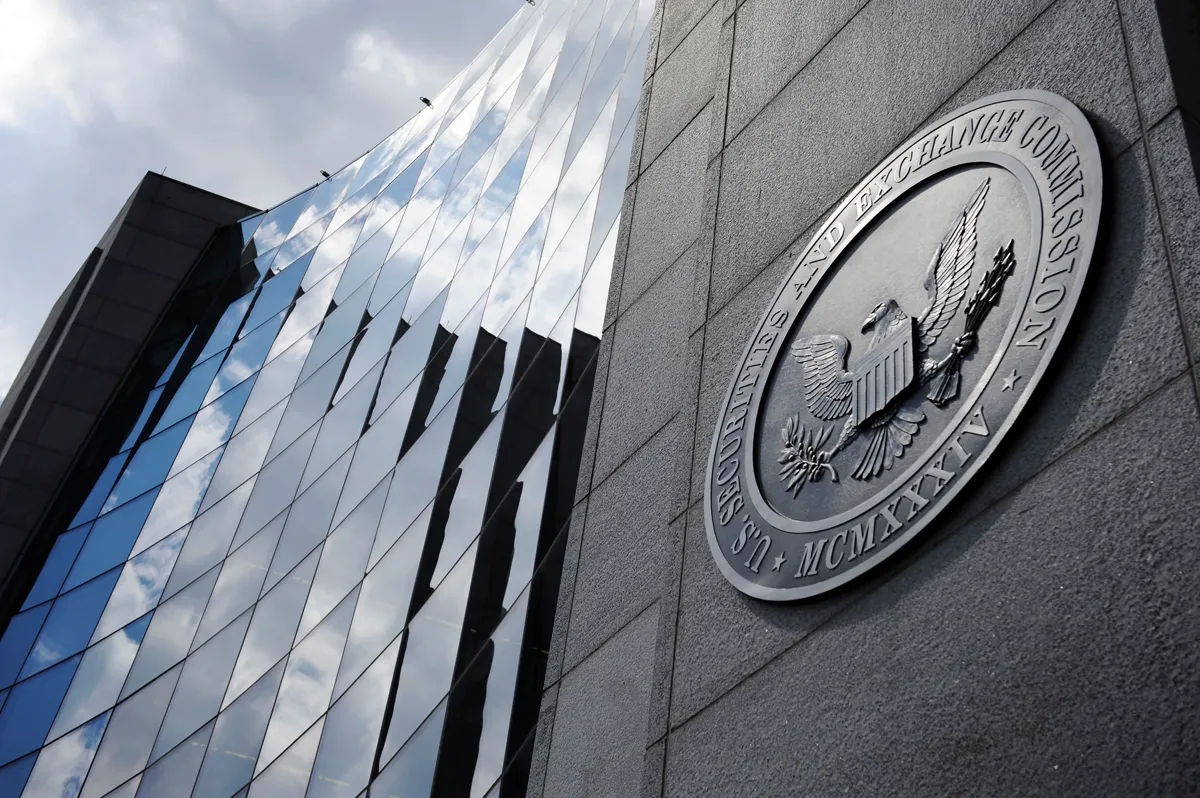 Altcoin: What Stocks Could Be Affected by SEC's Tokenized Equity Exemption? news image